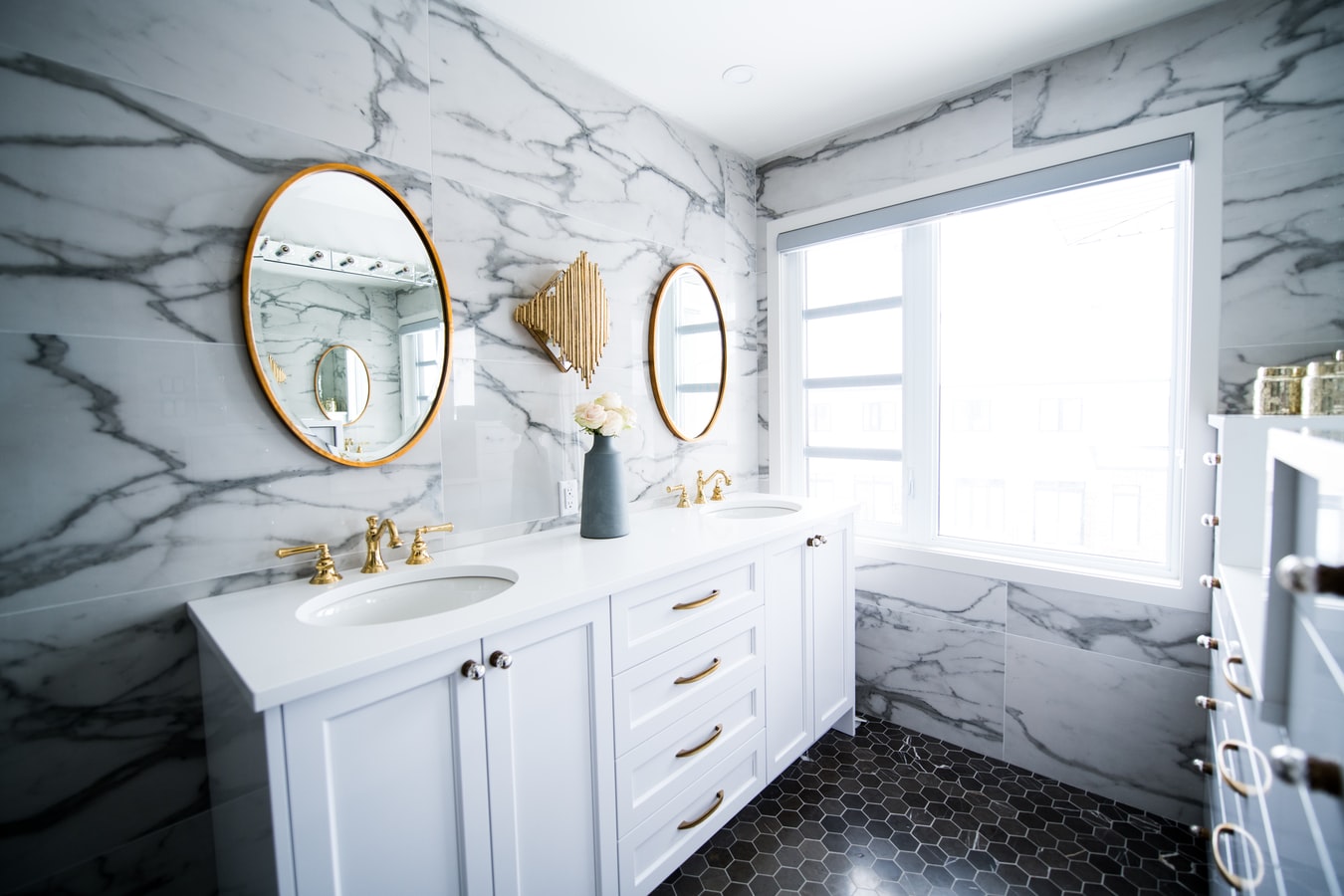 Flooring ideas for bathrooms