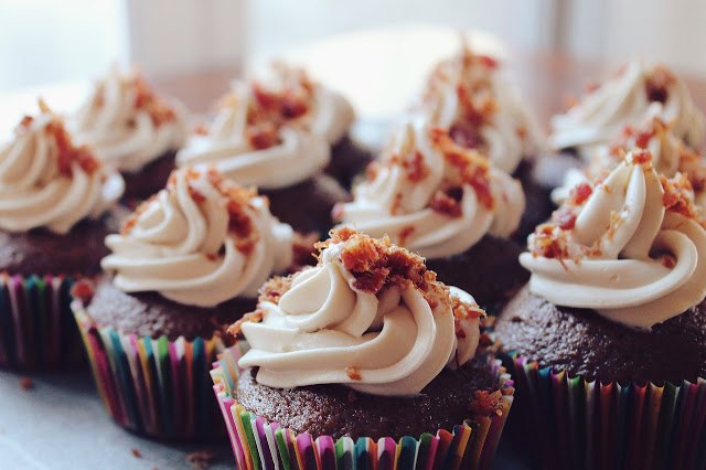 Best Grown-up Birthday Party with cakes