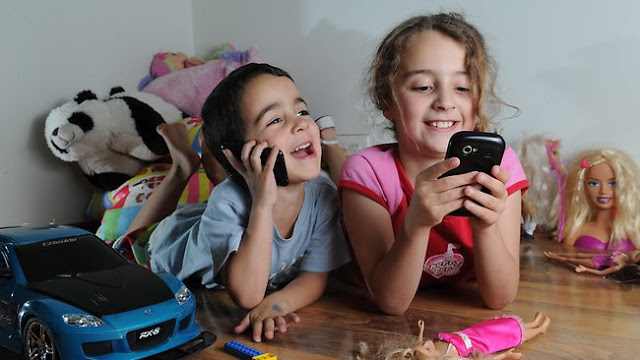 Mobile Phone Addiction and parental control apps
