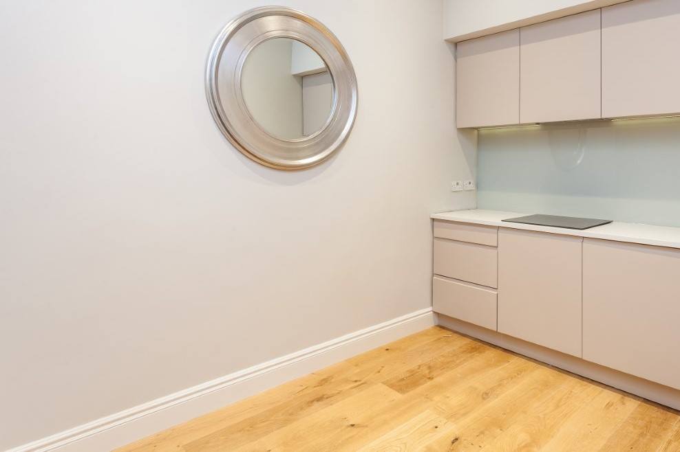 skirting boards