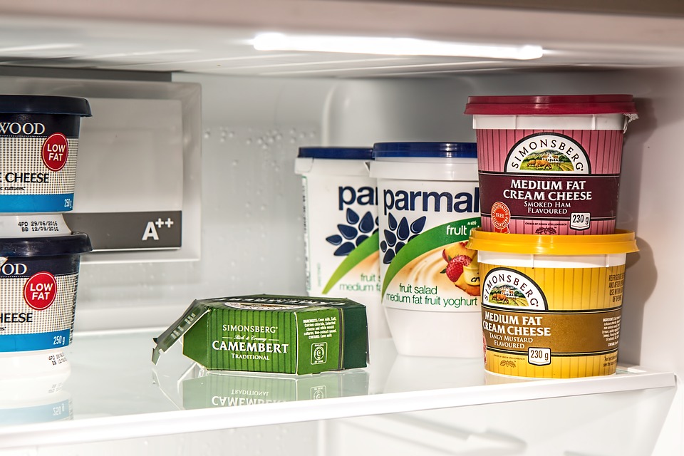 food safety clean fridge