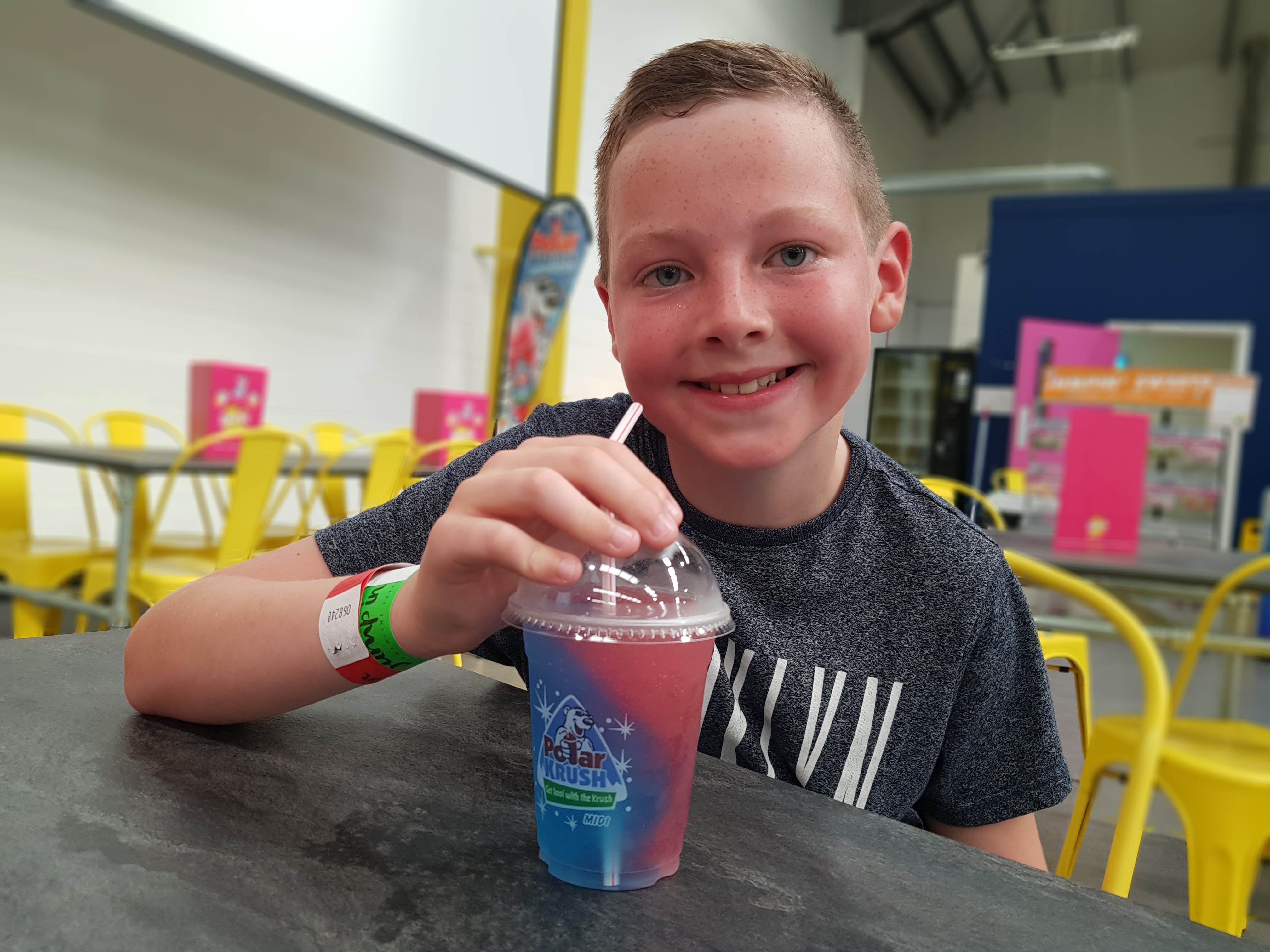 jump in trampoline park
