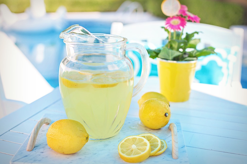 DIY gift lemonade