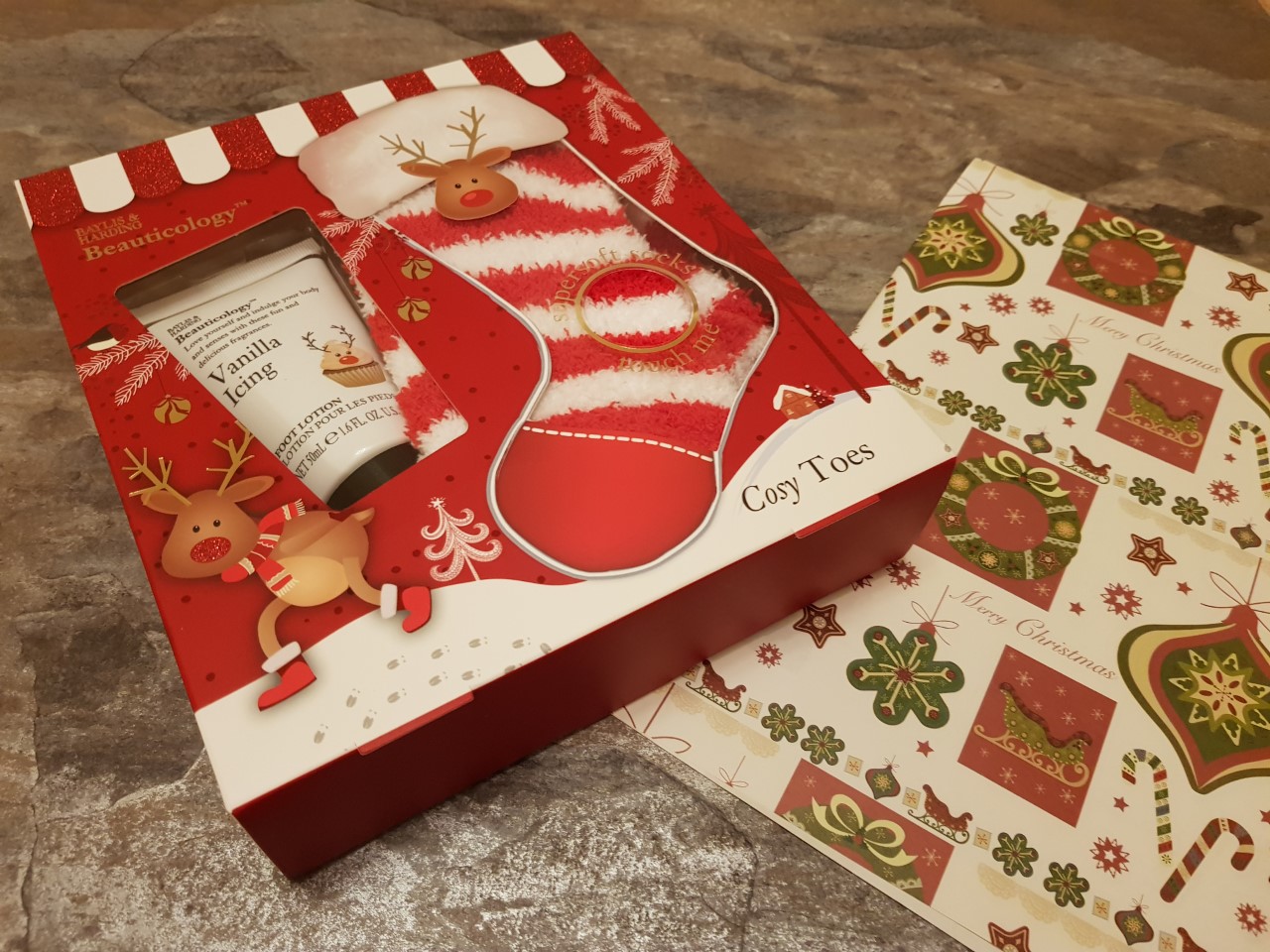 baylis & harding cosy toes