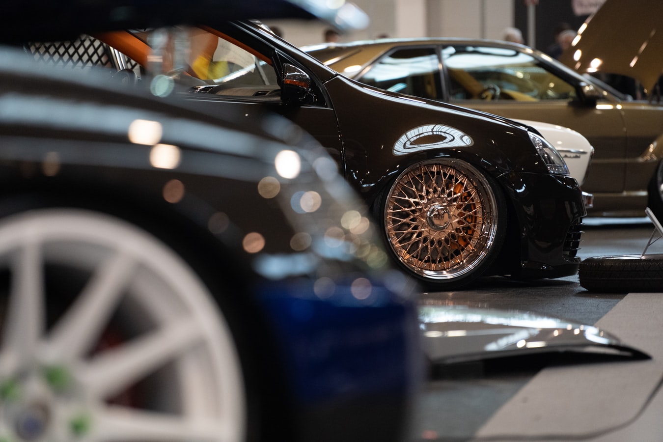 Buying a New Car – Don’t fall into the wheel trap!