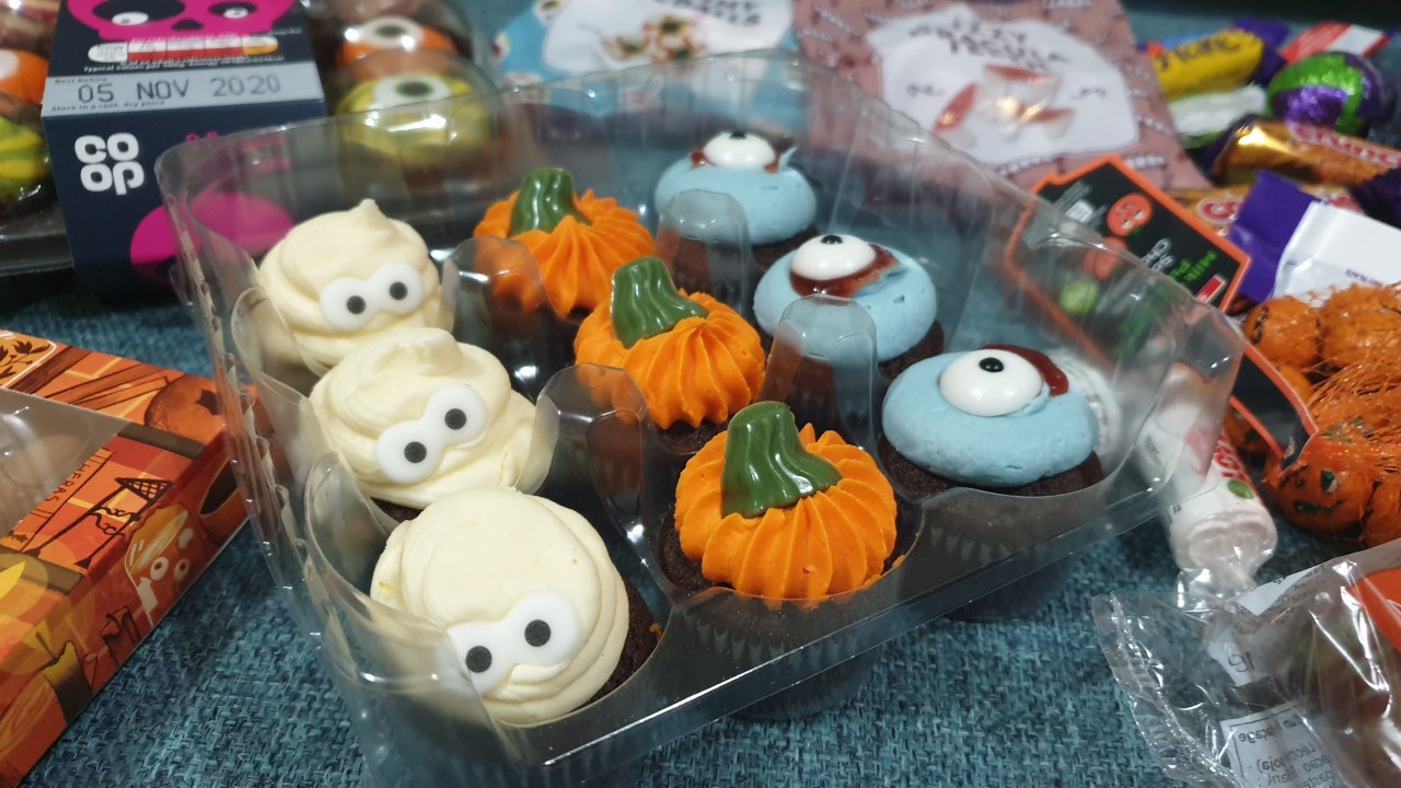 halloween cakes