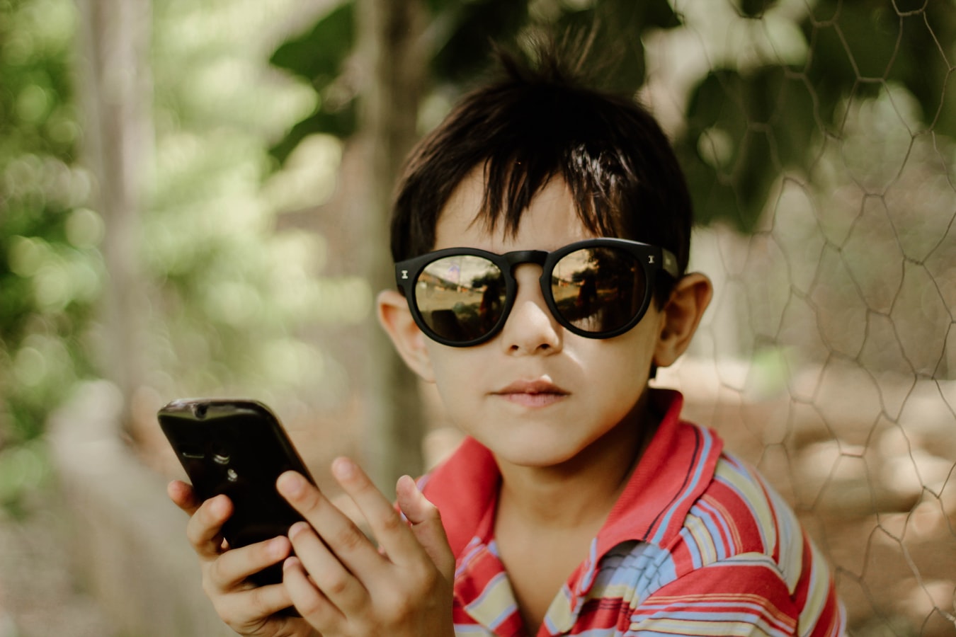 When is the Right Time to Buy Your Child a Phone?