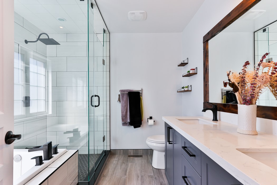 7 Bathroom Accessories Every New Bathroom Needs
