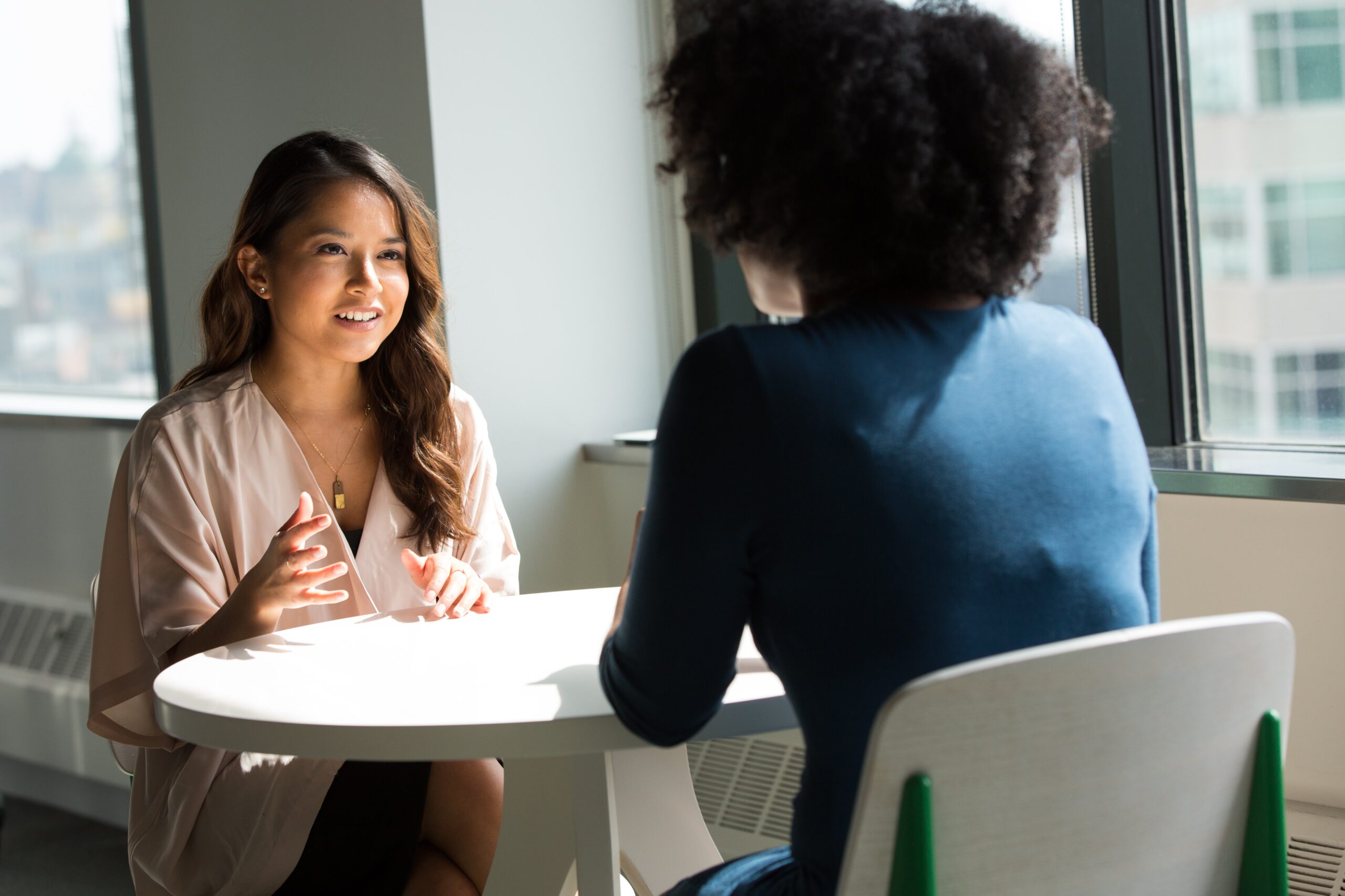 4 key ways to stand out from other job applicants