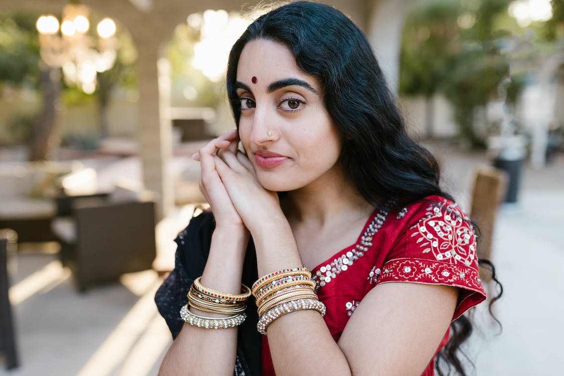 gold bracelet