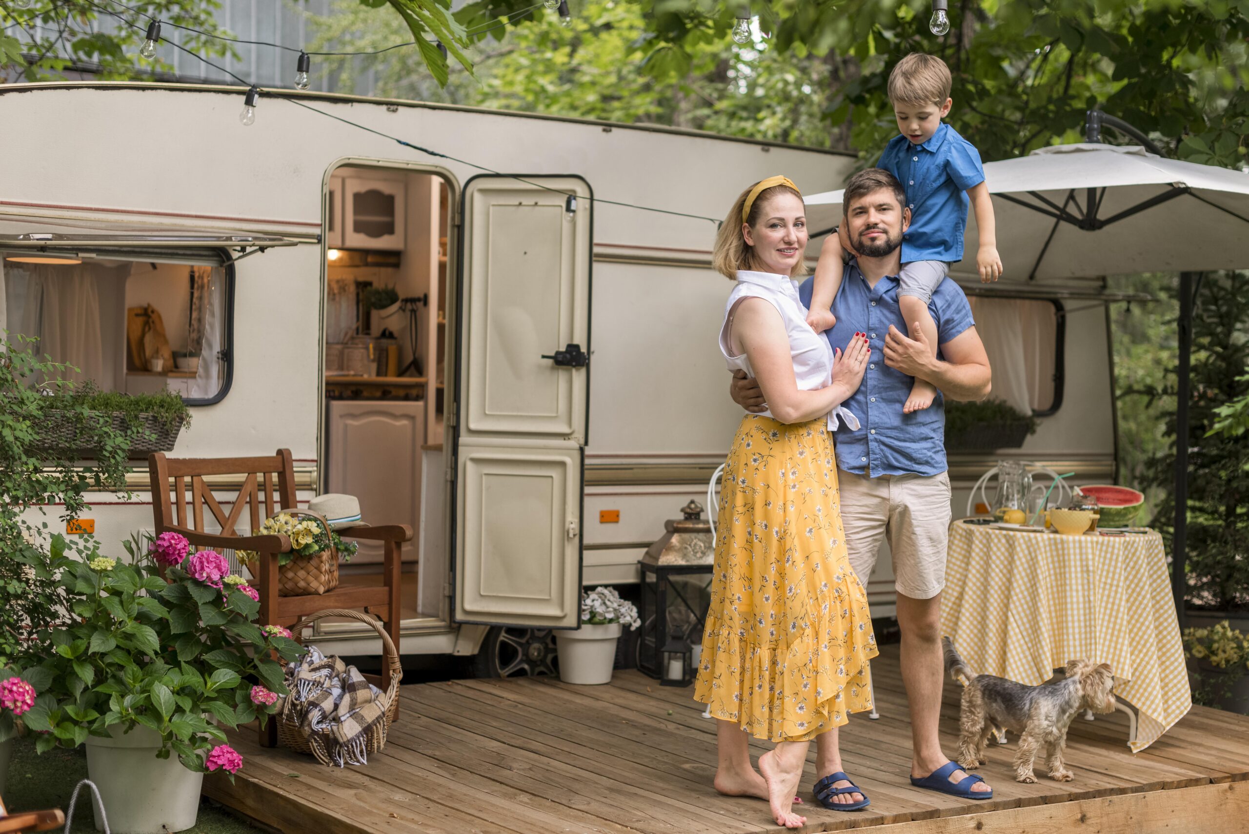 Caravanning with Pets: A Guide to Safe & Fun Travel