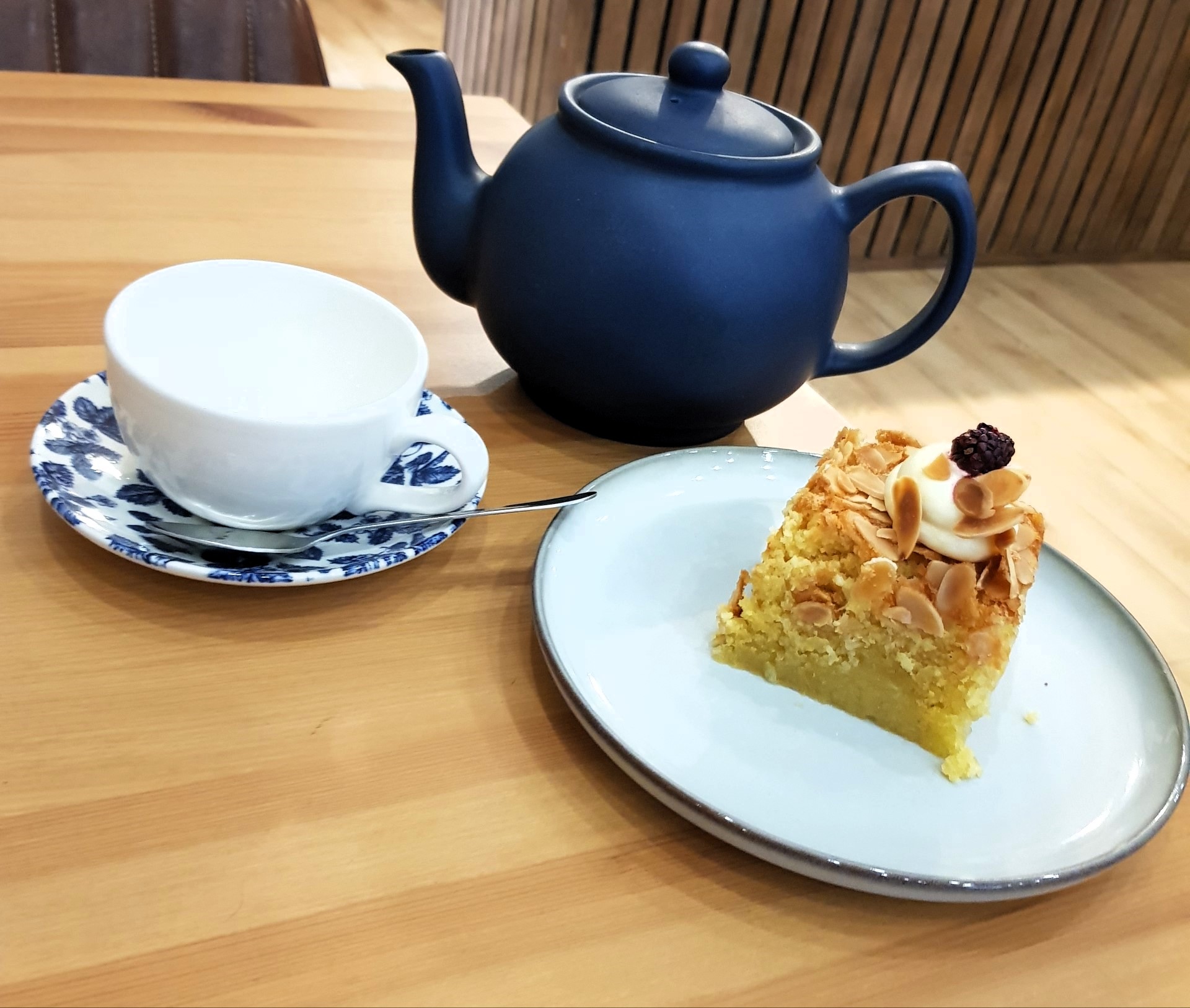 tea and cake