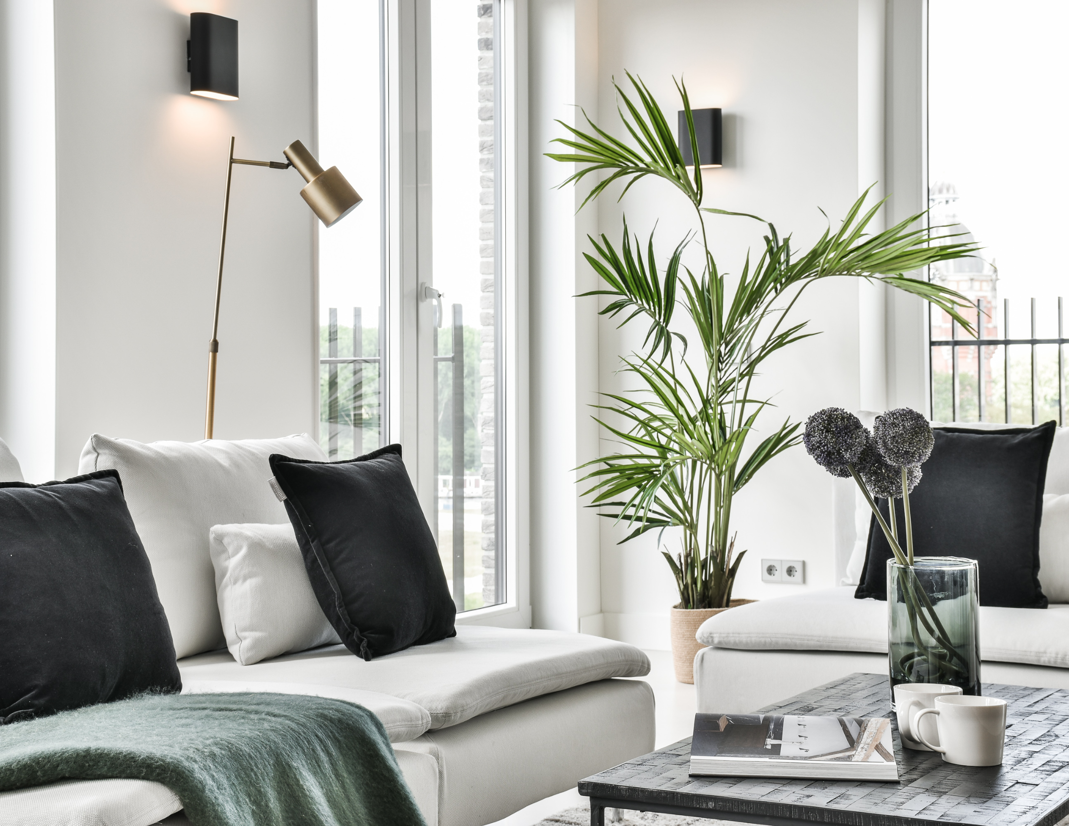Make The Most Of A Small Living Room: 3 Effortless Things To Try